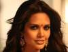 Esha Gupta Hot Show -Jannat2