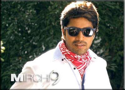 Allari Naresh to shake legs for Nagarjuna's song