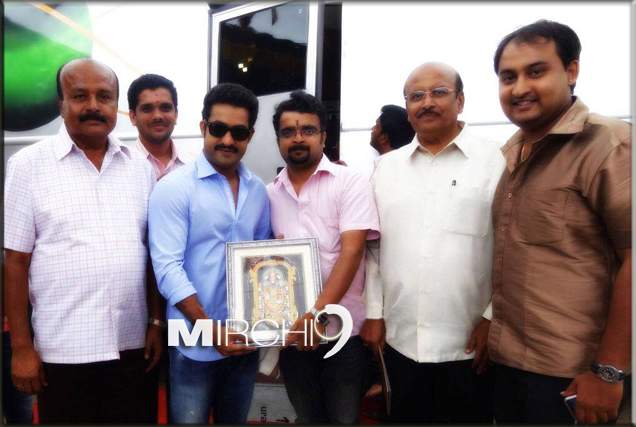 jr-ntr-with-fans