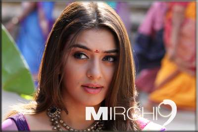 Actress Hansika clears all rumors!