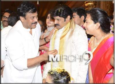 Balayya's warm hug to Chiranjeevi!