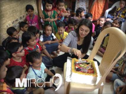 Hansika-Birth-day