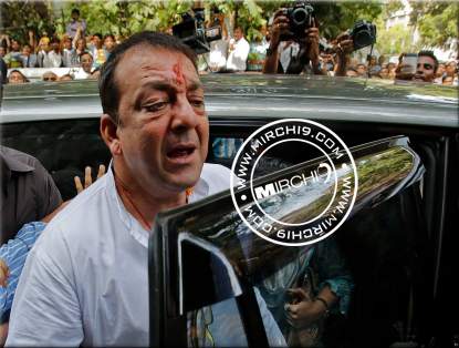 Sanjay-Dutt-in-jail