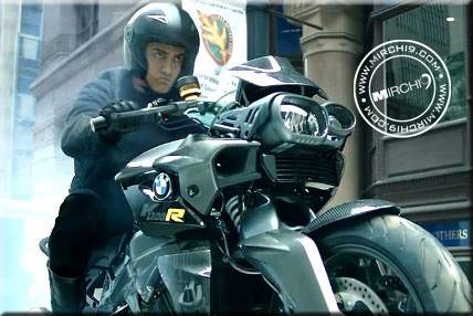 Aamir Khan dhoom2 stunts