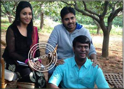 Pawan Kalyan faces camera after Atharintiki success