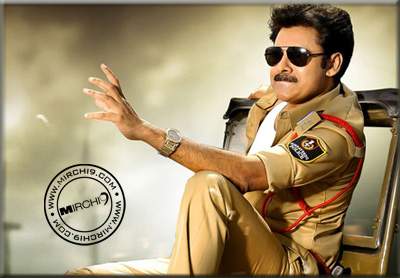 Pawan Kalyan keeps fans in waiting!