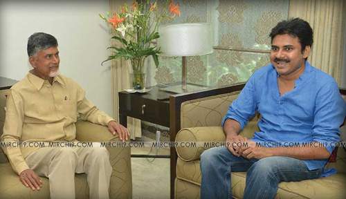 Pawan Kalyan returns to his normal look