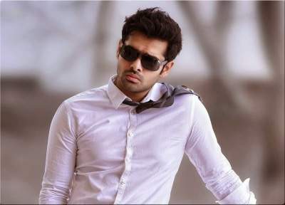 hero-ram-posh-look