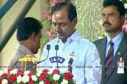KCR-CM-sworn-in