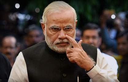 Narendra Modi feet 