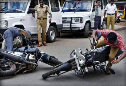 bike accident india hyderabad