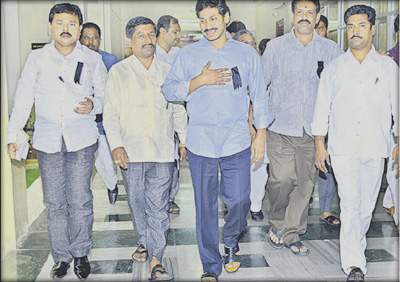 jagan-walk-out