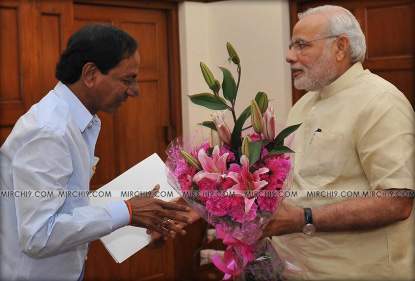KCR-Modi latest meeting image