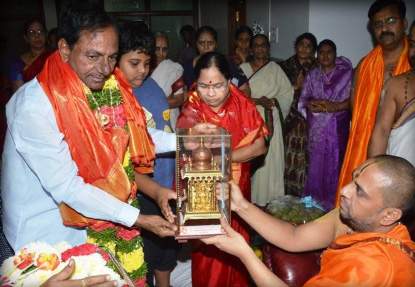 KCR temple telangana protection