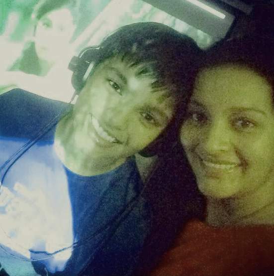 akhira-nandan-renu-desai