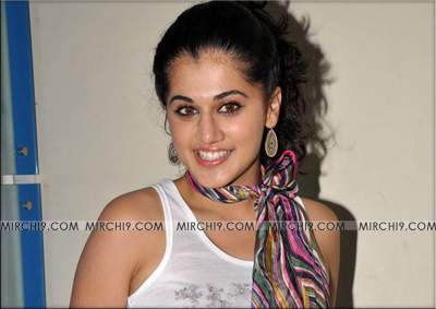tapsee-1