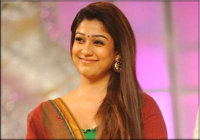 nayanthara-as mother in night shpw
