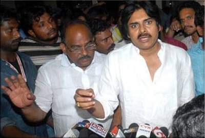 pawan-kalyan-visiting-cyclo