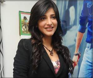 shruthi haasan  