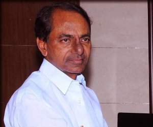 KCR-Krishnapatnam-fight