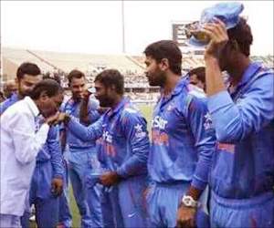 KCR kissing Rayudu Ambati hand