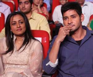 Mahesh-Namra-super-pic
