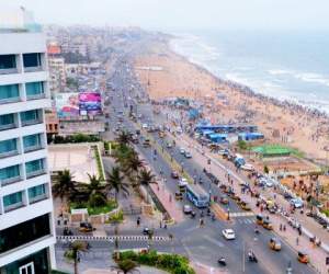 Vizag hot favorite for industries