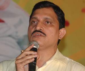 YS-Chowdary