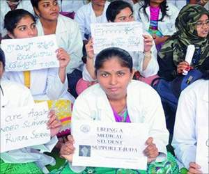 jr.doctors against kcr