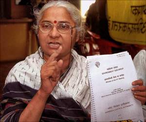 medha patkar protest in guntur