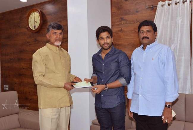 Allu-Arjun-meets-Chandrababu naidu