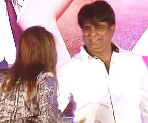 Director slapped & attacked by a wanna be 
