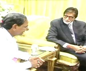KCR-Big-B, Bollywood Actor Amitabh Bachchan meets CM KCR