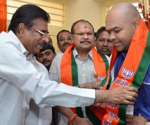 Mass Exodus of leaders continue in to AP BJP!
