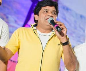 ali in chinnadana neekosam platinum disc
