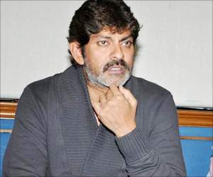 jagapathi babu cheated by realtors