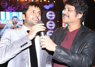 nithin in meelo evaru koteeswarudu
