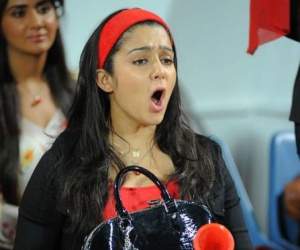 Charmi slap teenager