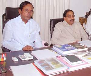 KCR not to give 2BHK houses for free