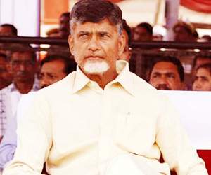 chandrababu naidu focusing on vizag