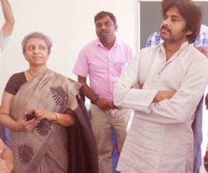pawan kalyan speech in raajam