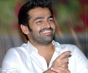 ram-pothineni-girl