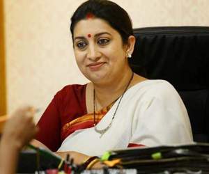 smriti irani iim campus foundation