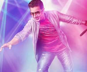 utthama villain trailer talk