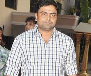 vamsi paidipally kaththi remake