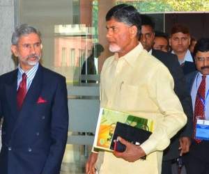 Chandrababu naidu meeting thullur