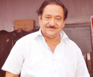 Mild heart attack to another veteran actor