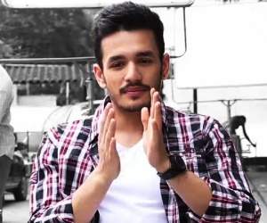 akhil fake twitter account id