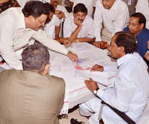 kcr and ghmc polls