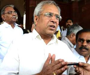vundavalli arun kumar joining TDP